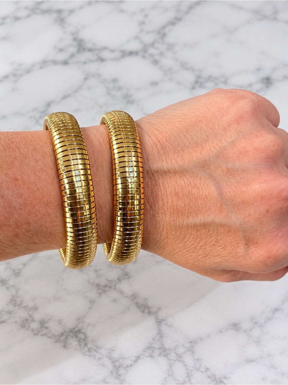 Brand New Set of 2 Gold Tone Ribbed Flexible Statement Bangles Chunky Bracelets